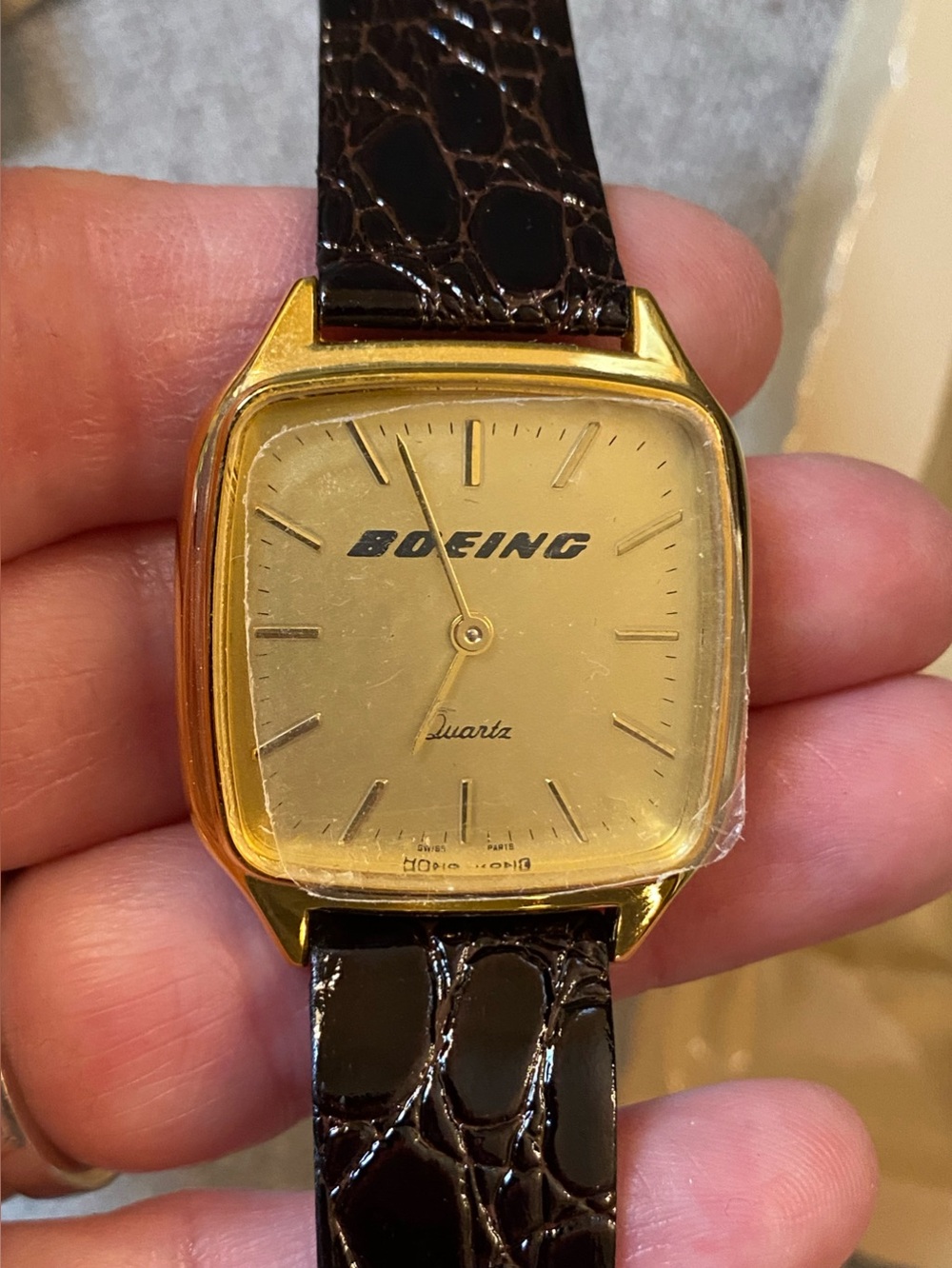 VTG 1990s Y2K Boeing Airplane Watch Square Gold Face Leather Band Hong Kong